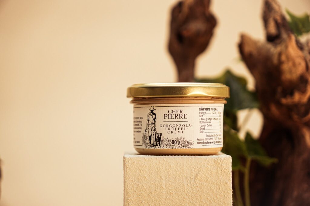 Gorgonzola-Trüffel-Crème 90 g von Cher Pierre im Glas